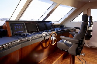 Luxury yacht My Way Wheelhouse-001